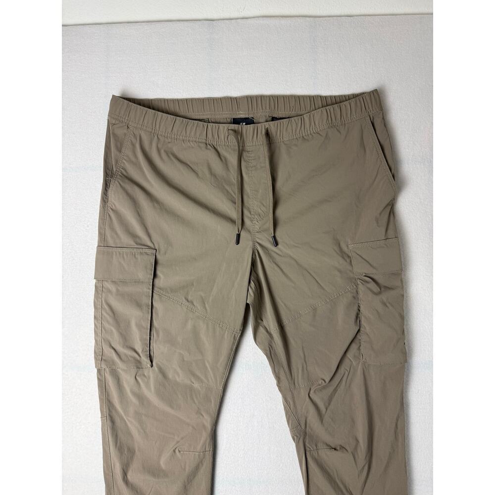 H&M Men jogger pants size 2xl pre owned like new condition. - Picture 4 of 9